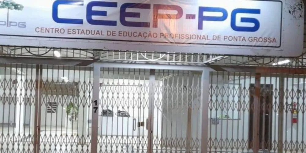 Colégio está localizado na Rua Franco Grilo, n.º 648