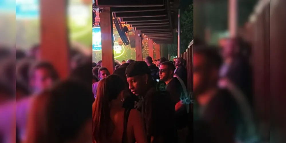 Gonzalo Plata em festa no Rio de Janeiro
