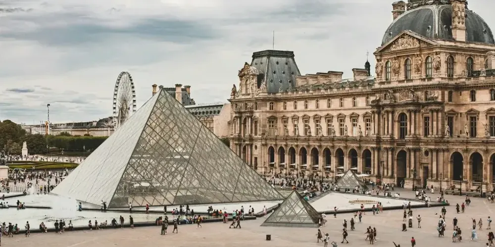 Museu do Louvre em Paris