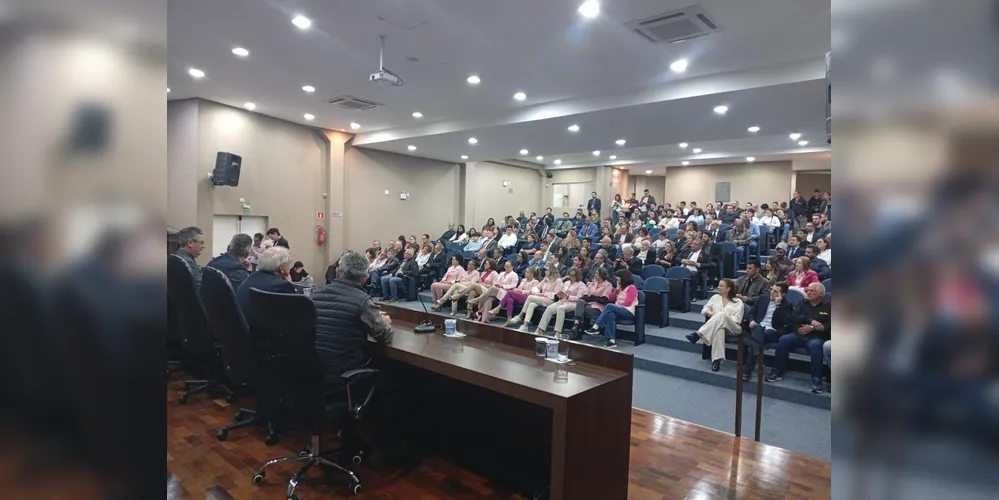 Evento contou com público cheio na tarde de terça (28)