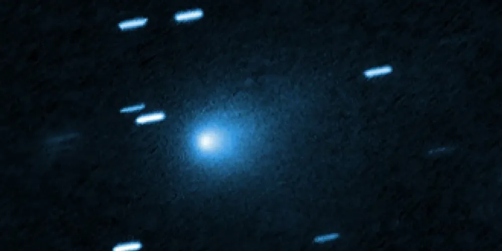 Imagem do cometa interestelar 3I/ATLAS em 21 de julho, captada pelo Hubble