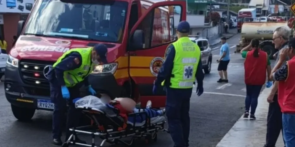 A vítima está internada na unidade de tratamento intensivo (UTI) de um hospital da região