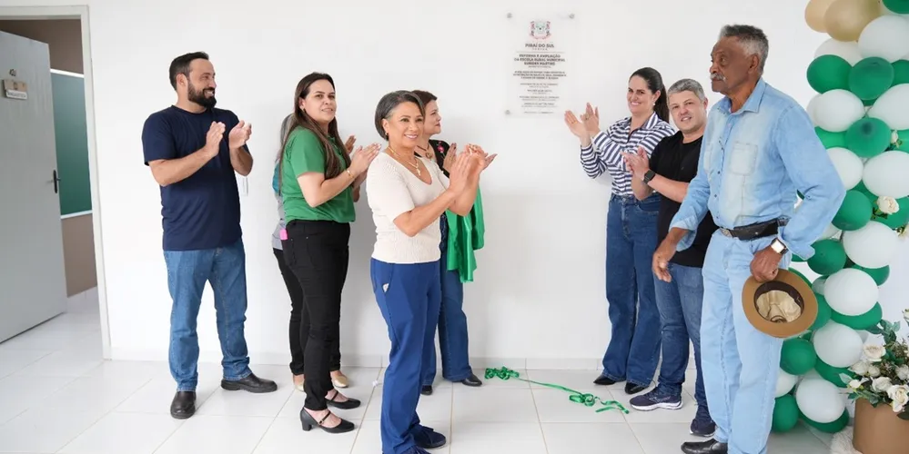 A cerimônia contou com a presença de alunos, professores, pais, equipe pedagógica e representantes da Administração Municipal