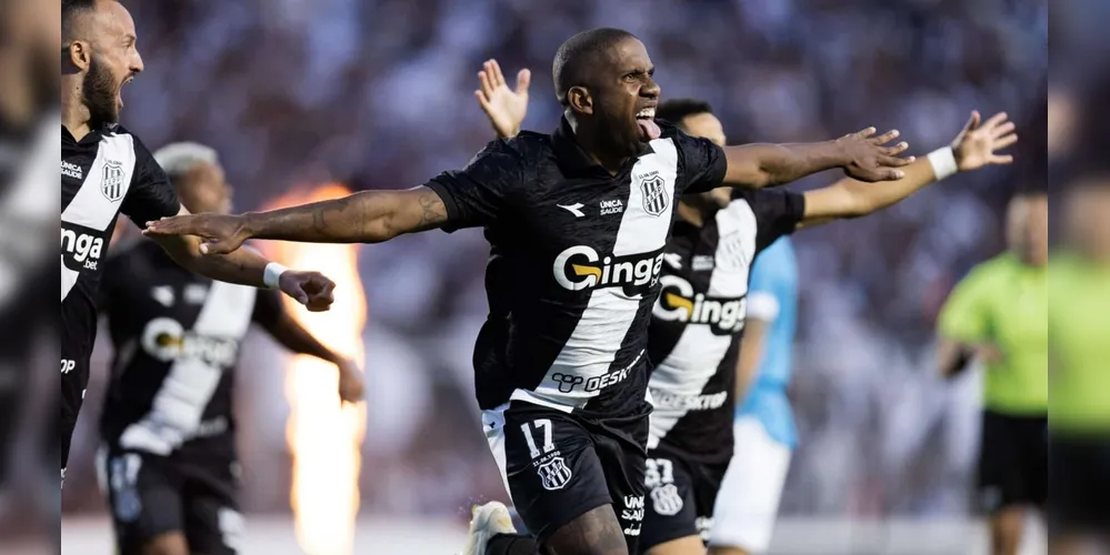 Macaca Querida nunca jamais havia levantado uma taça nacional