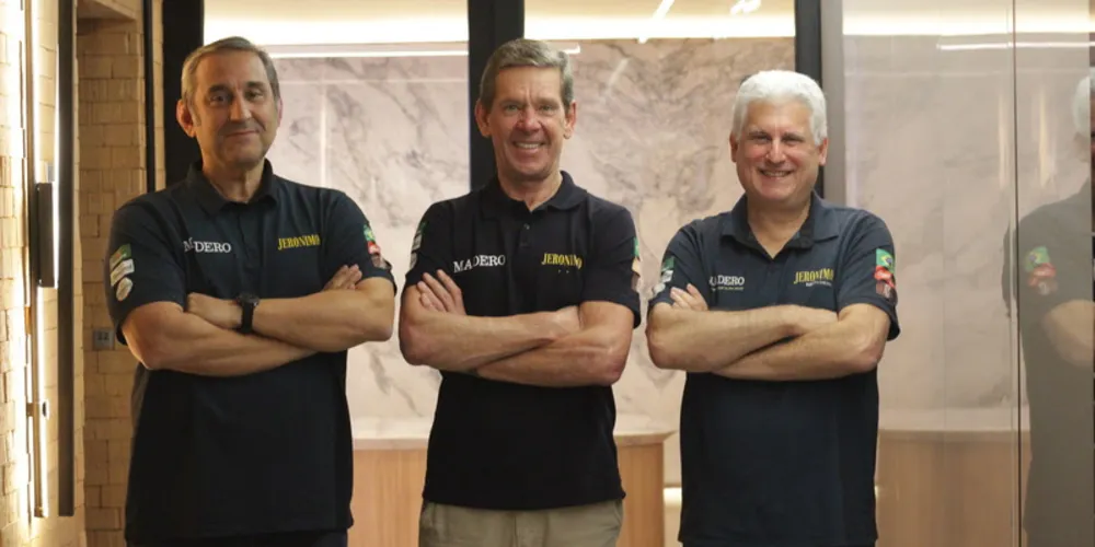 Bruno Gentil (CFO), Junior Durski (CEO) e Ariel Szwarc (Chairman) comandam o Grupo Madero