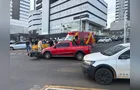 Acidente na 'Rotatória dos Tropeiros' deixa motociclista ferido em PG