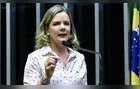 Ministra Gleisi Hoffmann participa de encontro com prefeitos em Foz do Iguaçu
