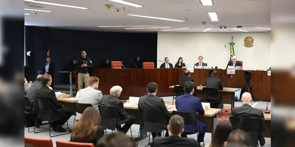 Por quatro votos a zero, os ministros negaram os recursos, que são os chamados embargos de declaração