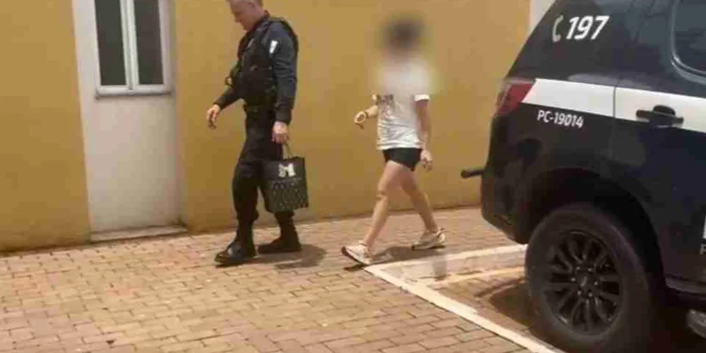 A detida foi encaminhada para a Delegacia Cidadã
