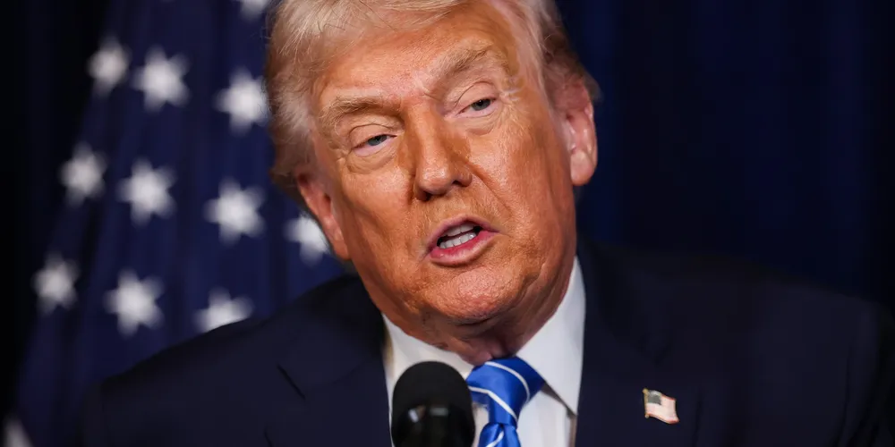 Trump detalhou que a operação envolveu arrombamento de portas de aço