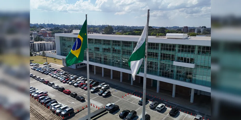 Fachada do Palácio do Iguaçu, em Curitiba
Foto: Geraldo Bubniak/AEN