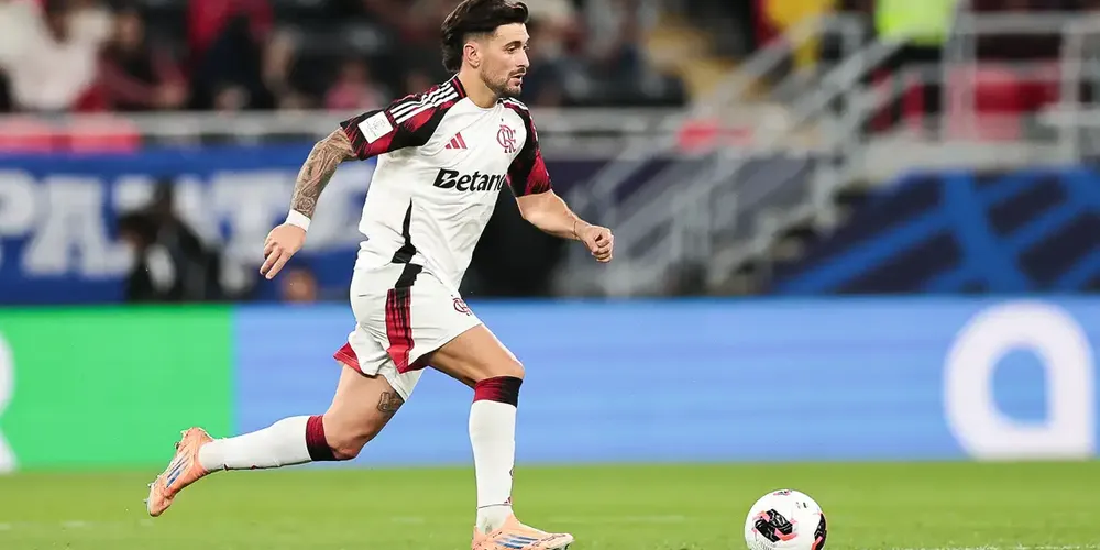 Arrascaeta marcou o gol da vitória contra o Cruz Azul na fase anterior