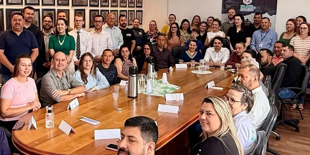 Investimentos foram anunciados durante reunião com Hussein Bakri, Emiliano Gomes e lideranças dos bairros