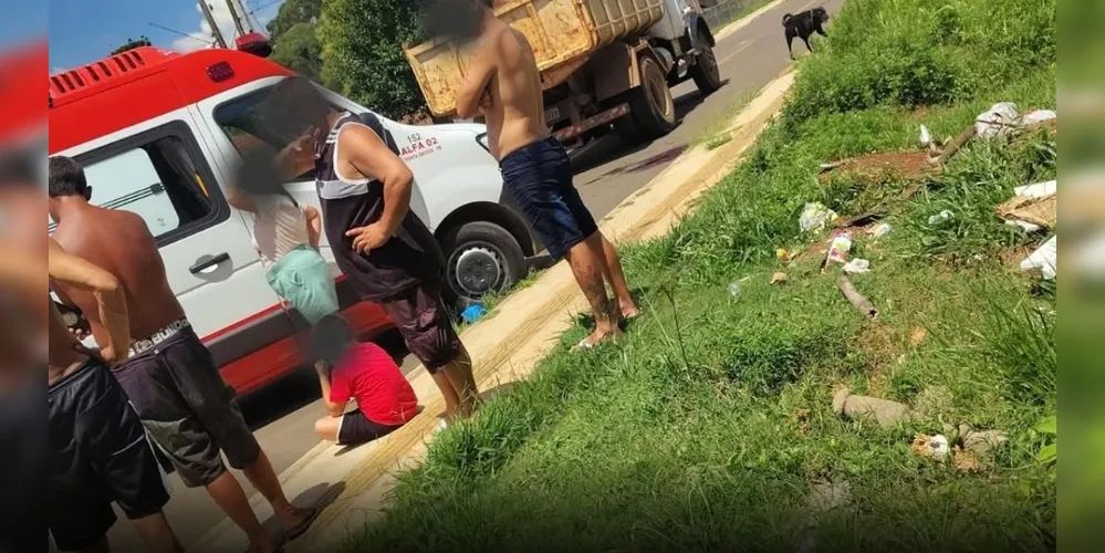 O homem foi atendido no local por equipes do Samu e do Siate
