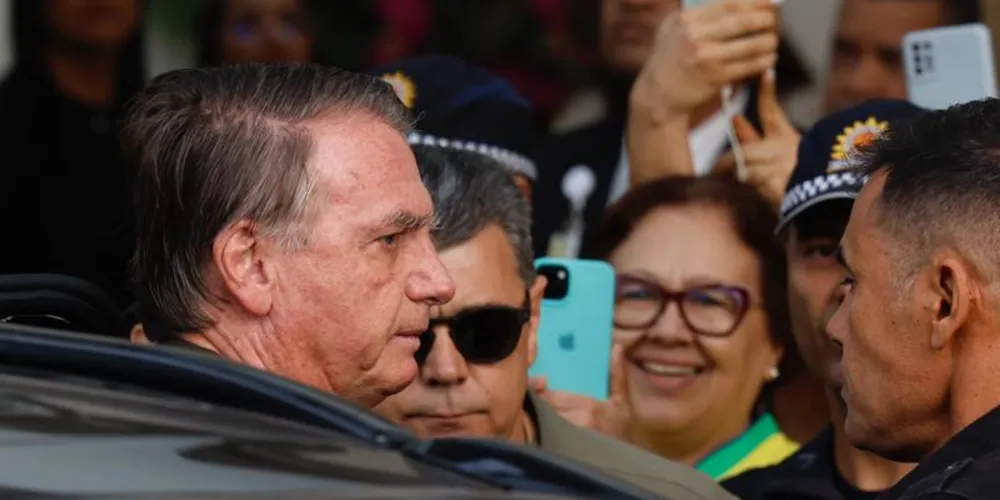 Moraes avalia que grupo político de Bolsonaro tentou reimplementar o plano de extração para fora do país