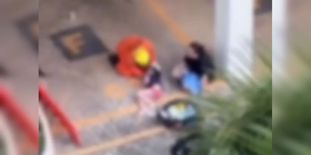 A queda foi de cerca de 7 metros de altura