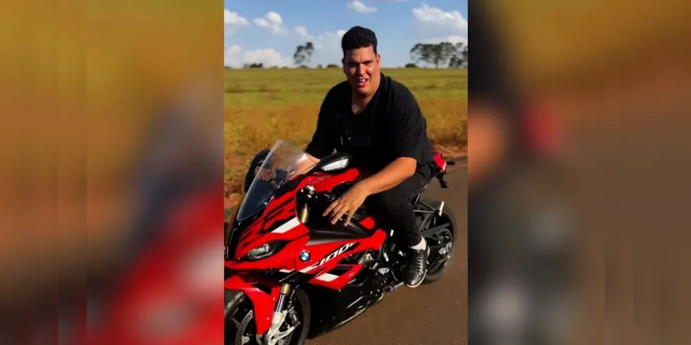 A vítima foi encontrada pela Polícia Militar (PM) caída na via e teve o óbito confirmado pelo Samu ainda no local