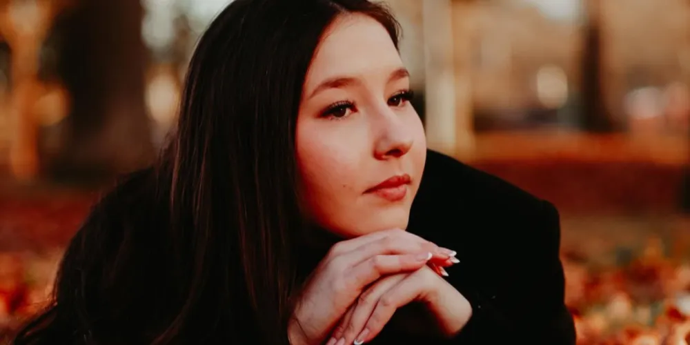 Anne Caroline tinha 15 anos