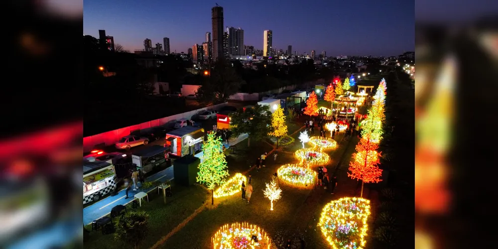 Com mais de 1.400 m² decorados, o Jardim de Natal proporciona ao visitante um ambiente encantado