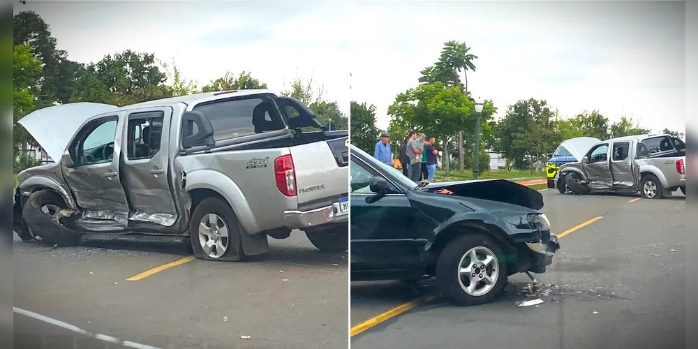 Veículos ficaram danificados após o acidente de trânsito