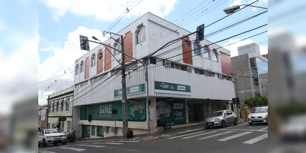 A Agência do Trabalhador está localizada à Rua Dr. Colares, 394