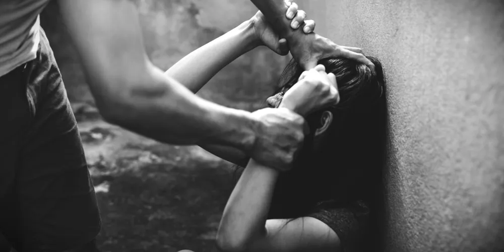 Briga entre o casal aconteceu durante uma festa