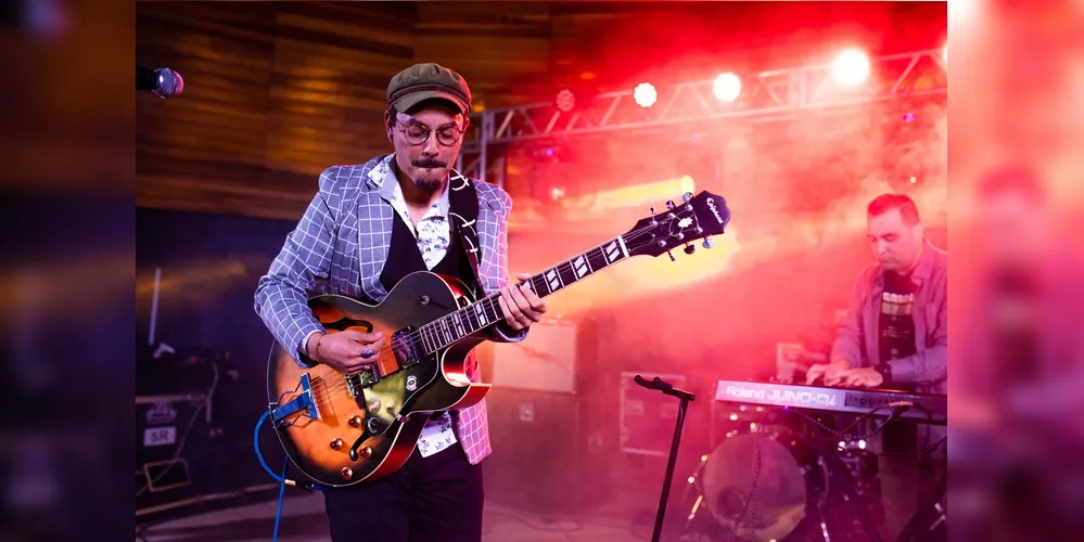 Alisson Camargo abre a noite do Sexta as Seis na Concha Acústica