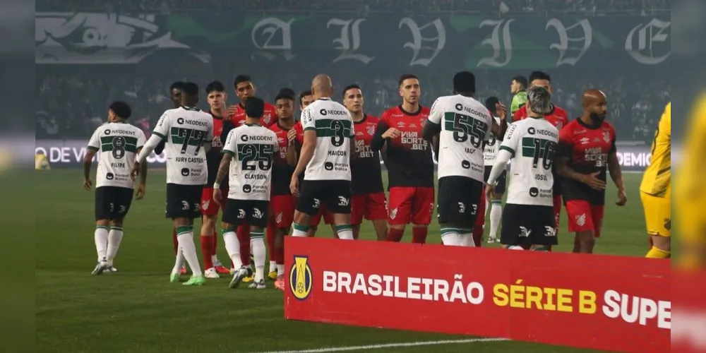 Coxa ou Furacão? Quem vai levantar a taça da Série B?