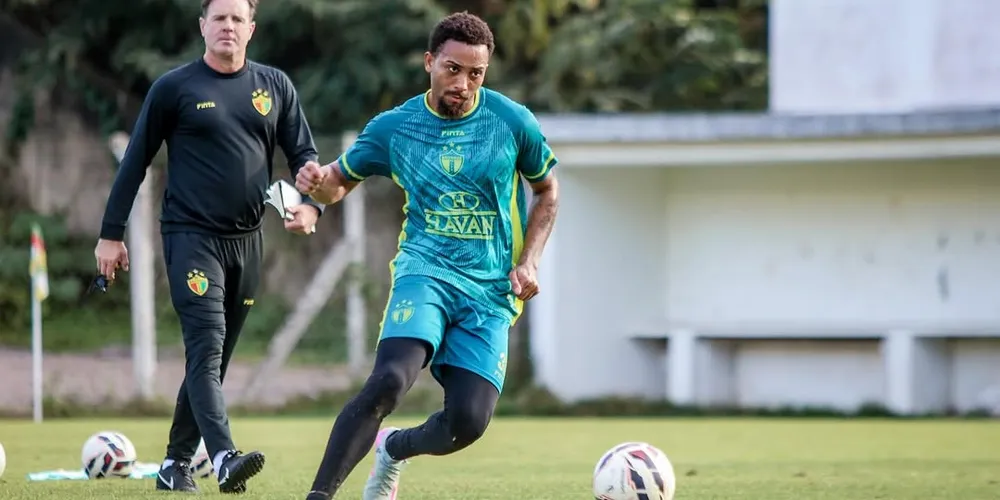 Jhan Pool Torres estava no Brusque (SC) na temporada 2024