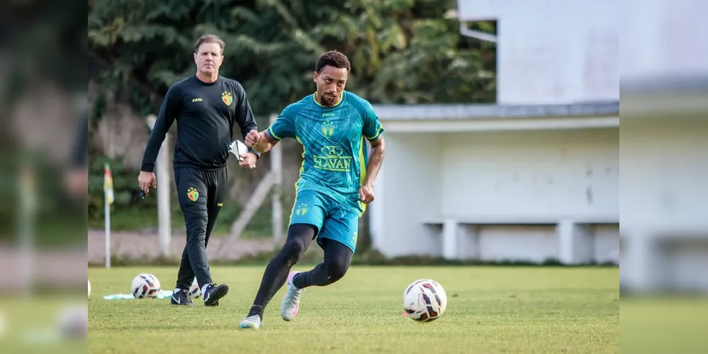 Jhan Pool Torres estava no Brusque (SC) na temporada 2024