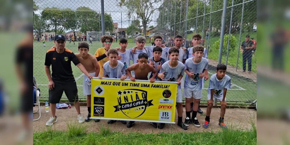 O time "União Cará-Cará" venceu a 2ª Copinha Base PG na categoria Sub-13