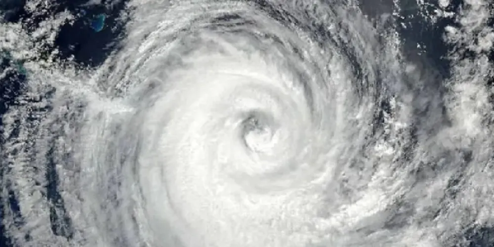 Fenômeno pode acarretar chuvas, queda de granizo e rajadas de vento