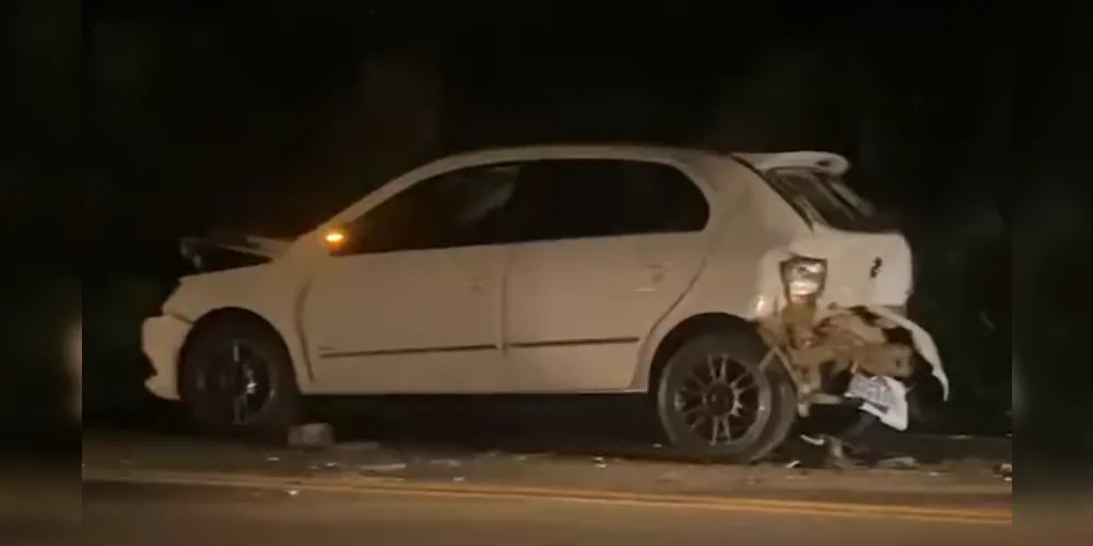 Acidente na noite desse sábado envolveu três veículos