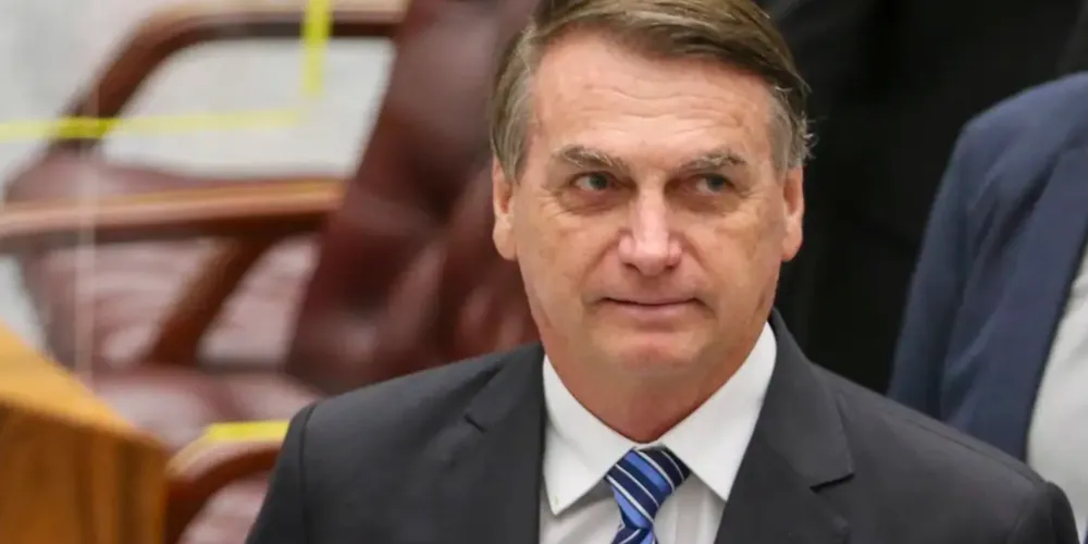 Bolsonaro passou por uma cirurgia de correção de hérnia inguinal bilateral no Hospital DF Star, em Brasília