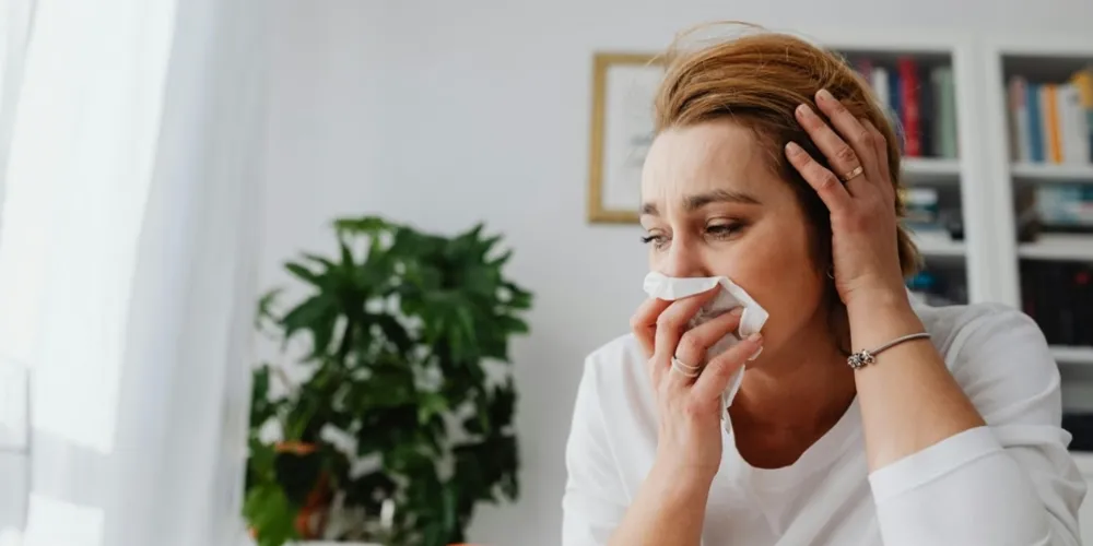 Gripe K possui os mesmos sintomas do Influenza comum, como coriza e tosse