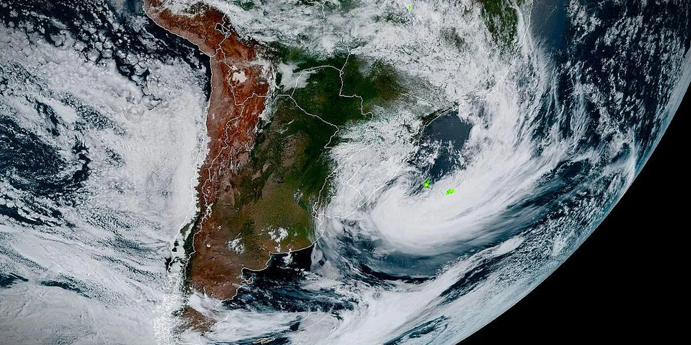 Satélite 'GOES-19' fez o registro da formação do ciclone