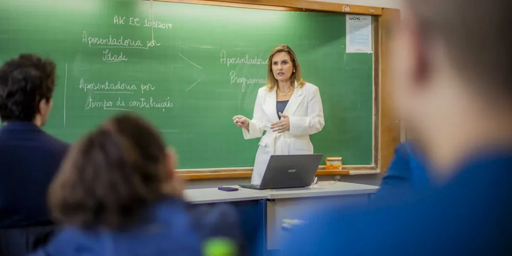 É o primeiro concurso para professores efetivos em uma década