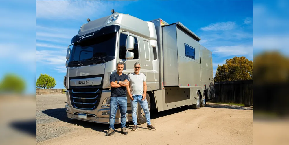 O motorhome tem capacidade para até seis pessoas