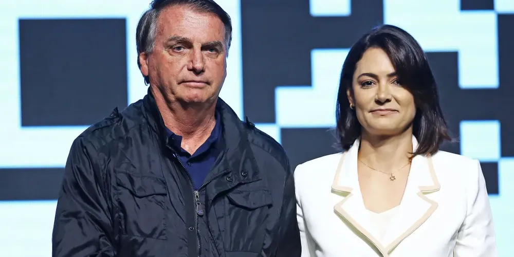Jair Bolsonaro e Michelle Bolsonaro