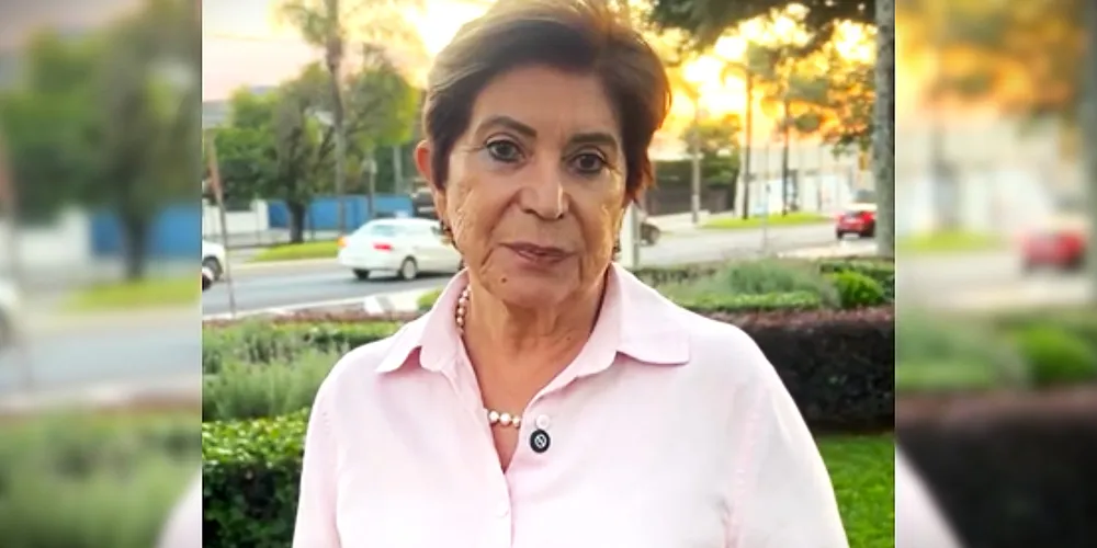 Elizabeth fez as críticas em vídeo publicado em rede social