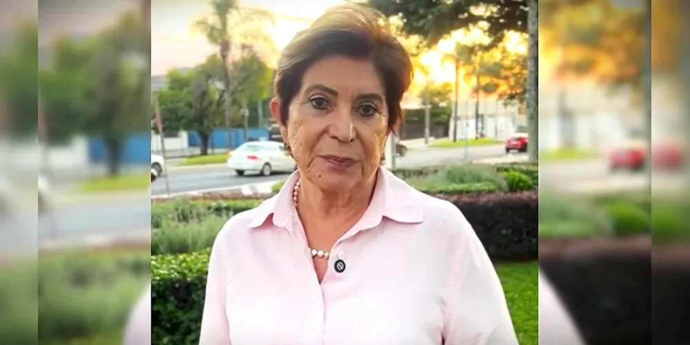 Elizabeth fez as críticas em vídeo publicado em rede social