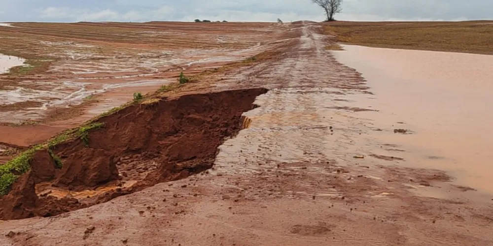 Grande hectar danificado após forte temporal