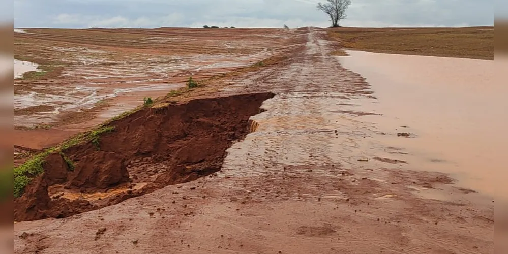Grande hectar danificado após forte temporal
