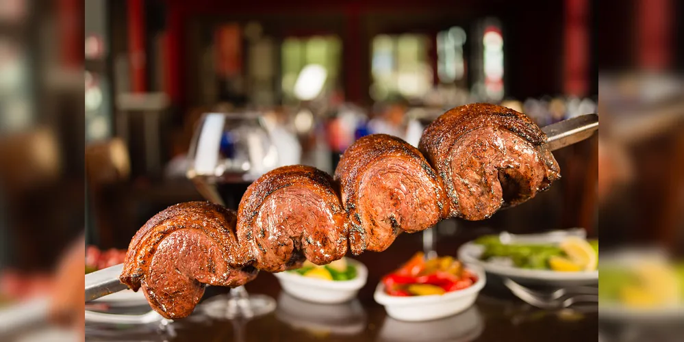 Churrascaria disponibiliza uma infinidade de carnes e cortes