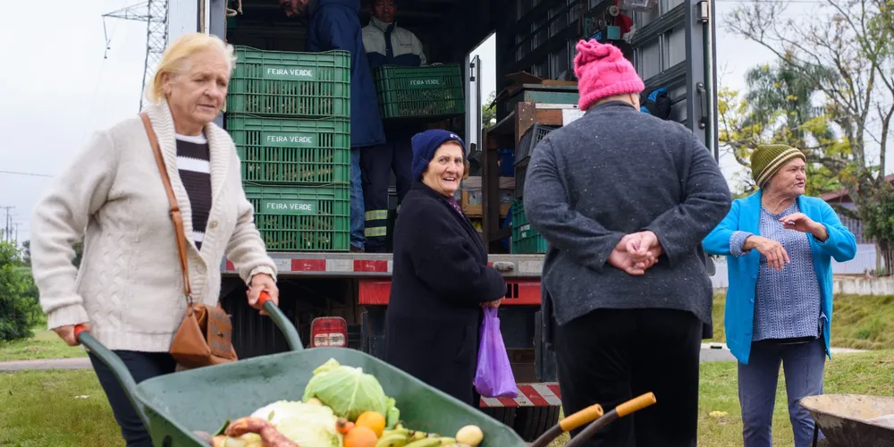 Equipes do Feira Verde estarão trocando recicláveis por frutas, verduras e legumes