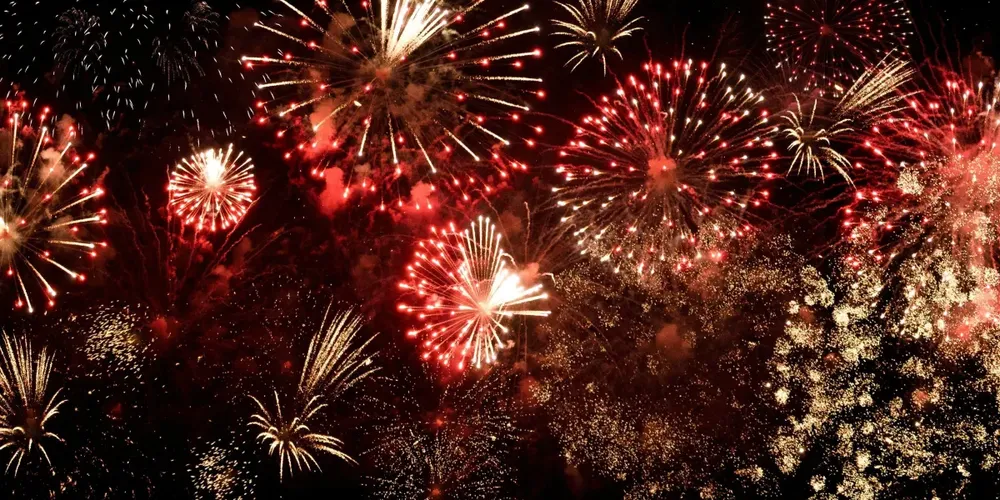 Espetáculo de fogos de artifício no réveillon 2026 de Ponta Grossa será feito no Parque Lago de Olarias