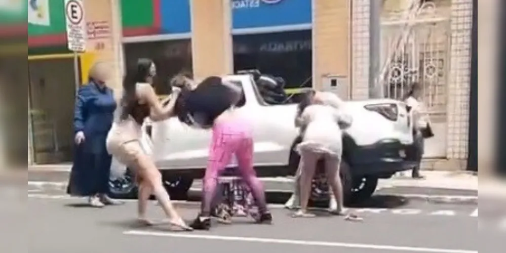 Quatro mulheres estavam envolvidas na confusão