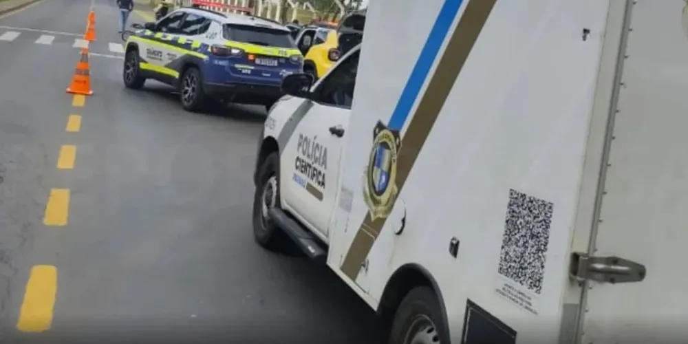 A Polícia Científica realizará os exames necessários para confirmar se o motociclista envolvido no acidente é, de fato, o autor da agressão
