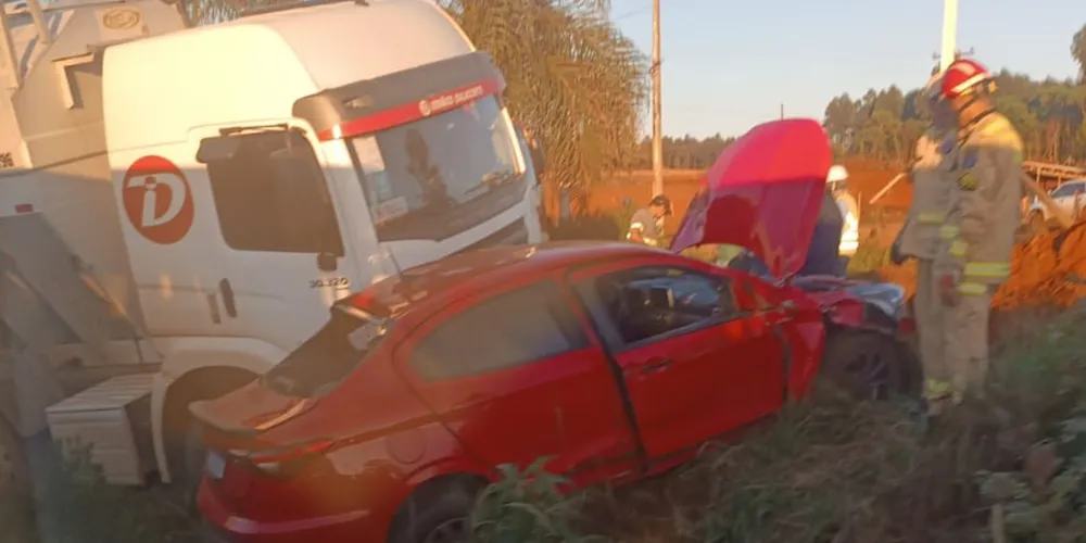 Equipes do Siate e do Corpo de Bombeiros foram acionadas