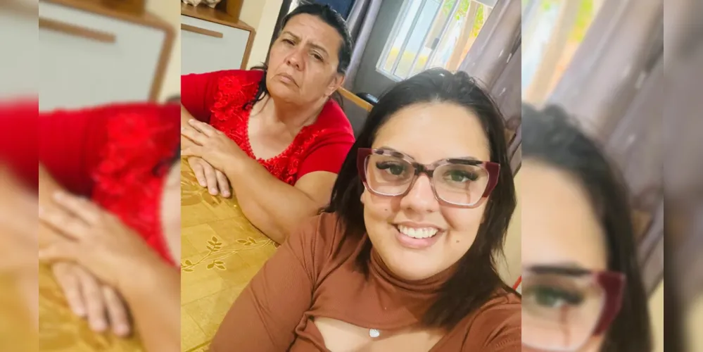 Ester Martins ao lado de sua filha